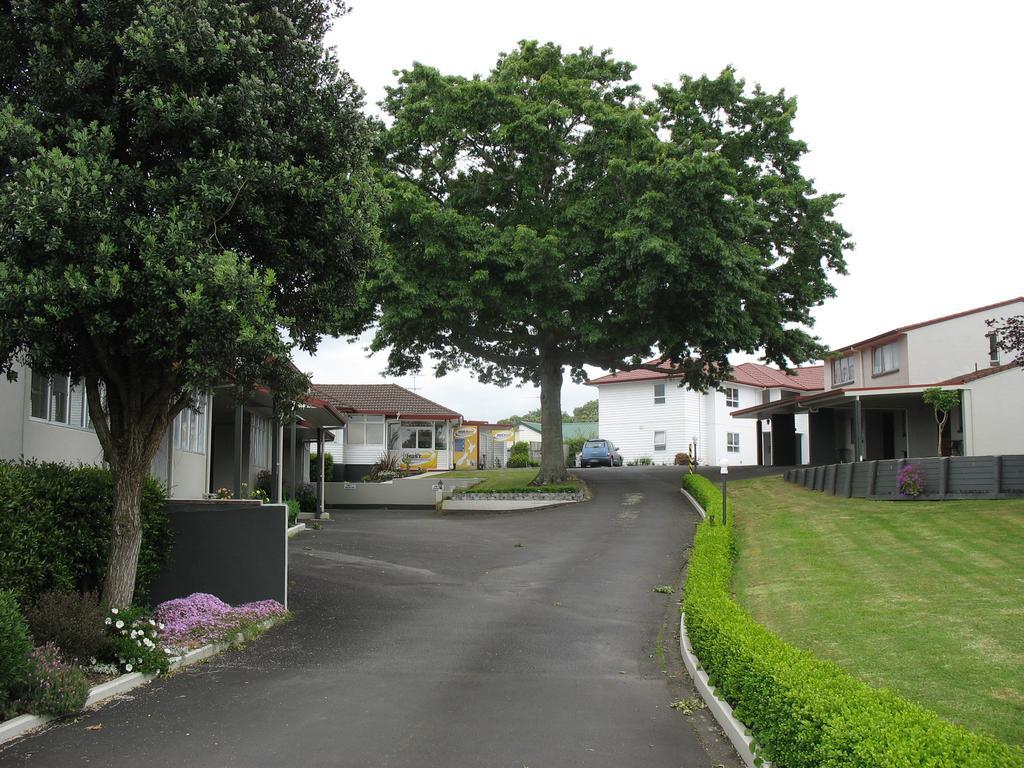Touchwood Motor Lodge Pukekohe Exterior photo